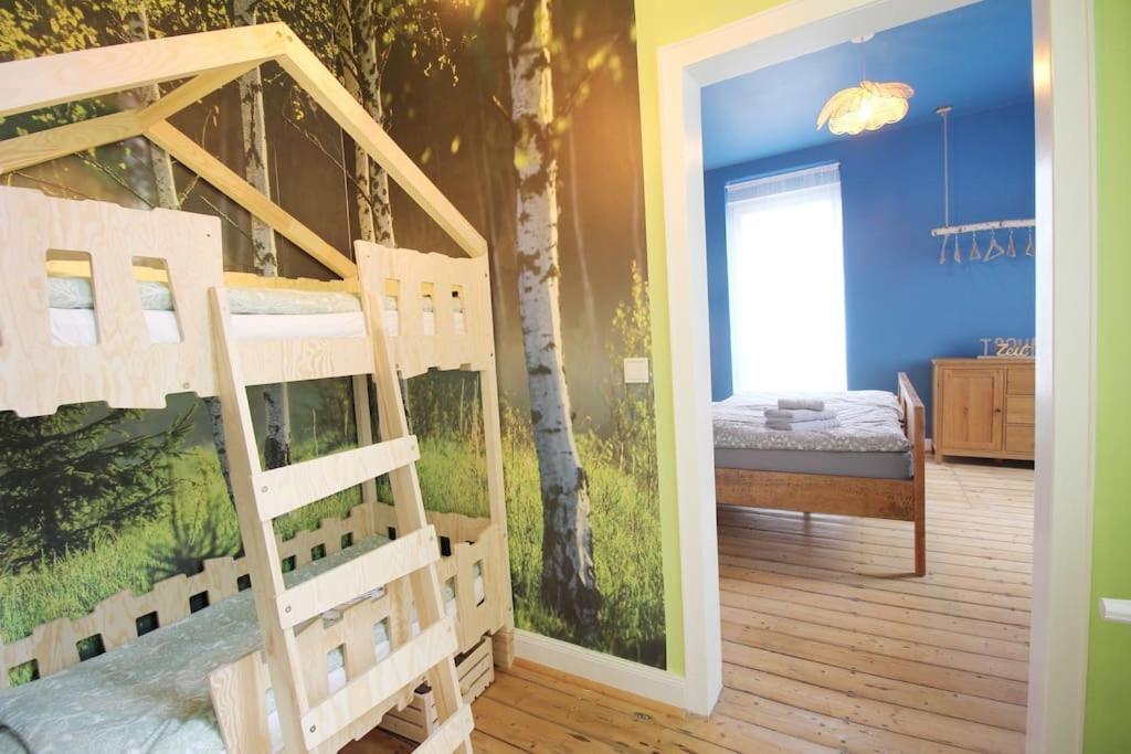 Secret Hideaways Wood Lodge Mit Kinderzimmer Messe L City L Flughafen L Hbf Duisburg Exterior photo